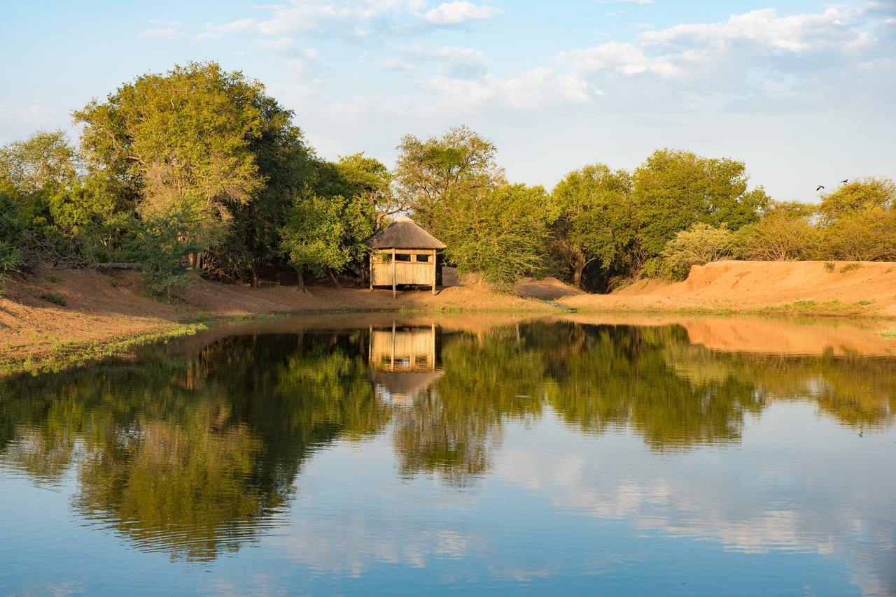 Unembeza Boutique Lodge & Spa Hoedspruit Exterior photo